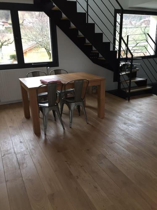 Maison De Vacances 220M2 Vue Lac Et Chateau Menthon-Saint-Bernard Esterno foto